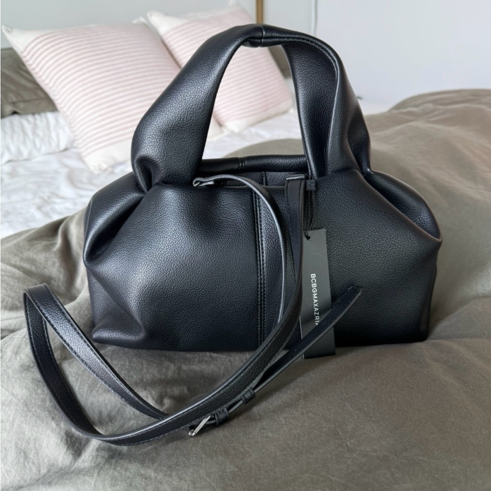 BCBG Max Azria Black Puffy Vegan Leather Bag NWT Baddie Purse Tote Quiet Luxury